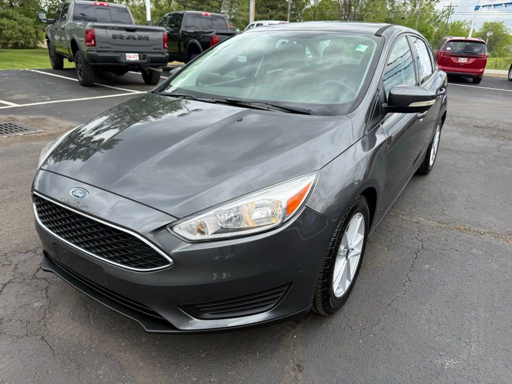 Used 2017 Ford Focus SE FWD image 7