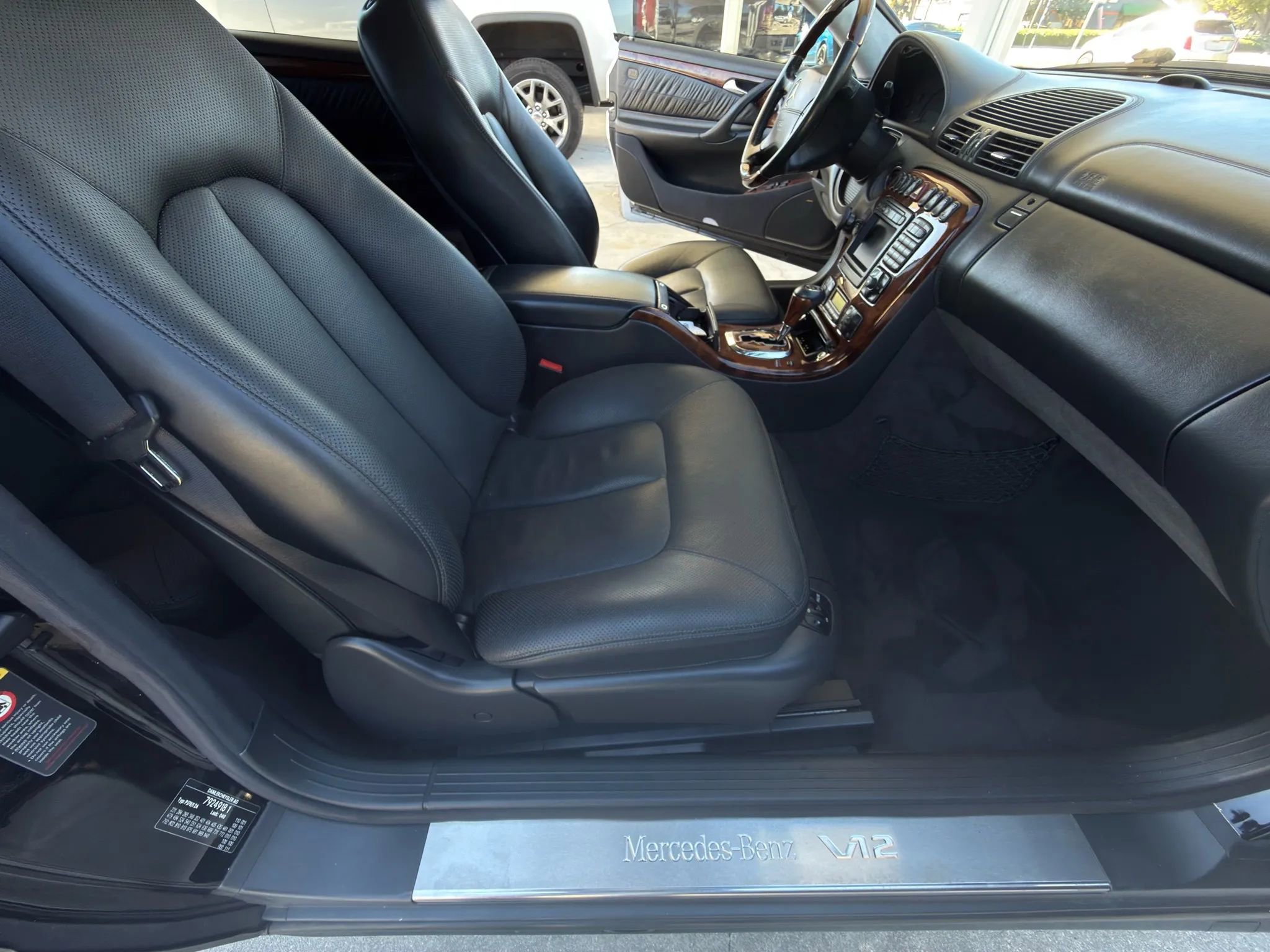 Used 2002 Mercedes-Benz CL 600 image 18