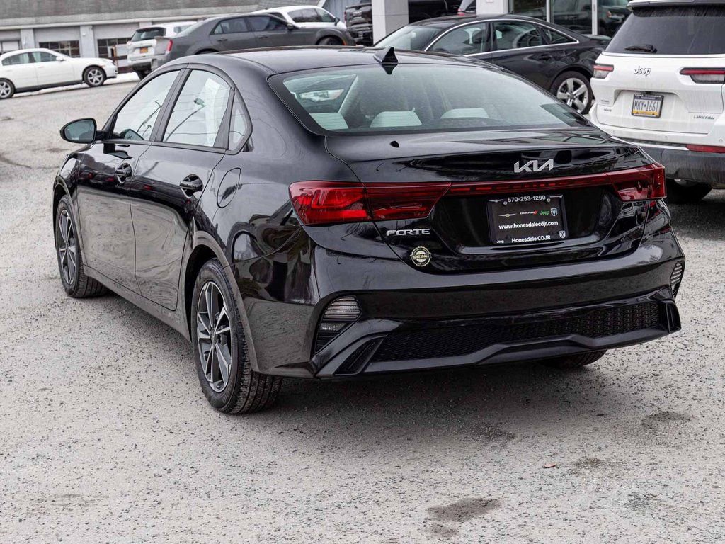 Used 2023 Kia Forte LXS image 6