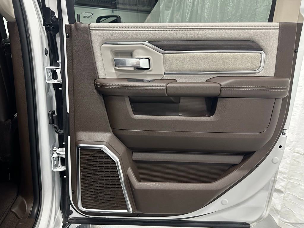 Used 2025 RAM 2500 Laramie image 48