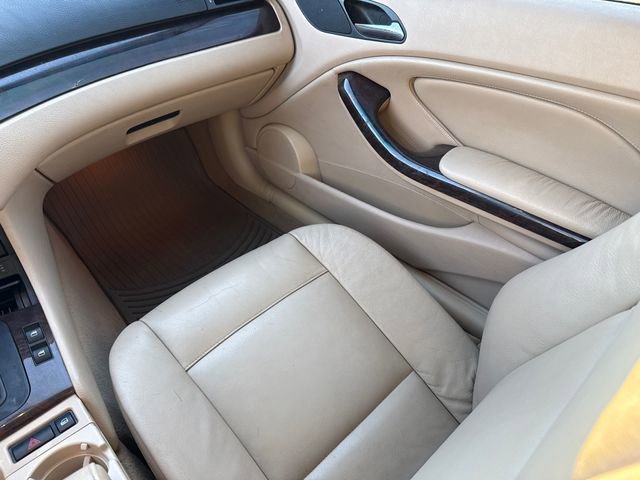 Used 2006 BMW 325Ci Convertible RWD image 15