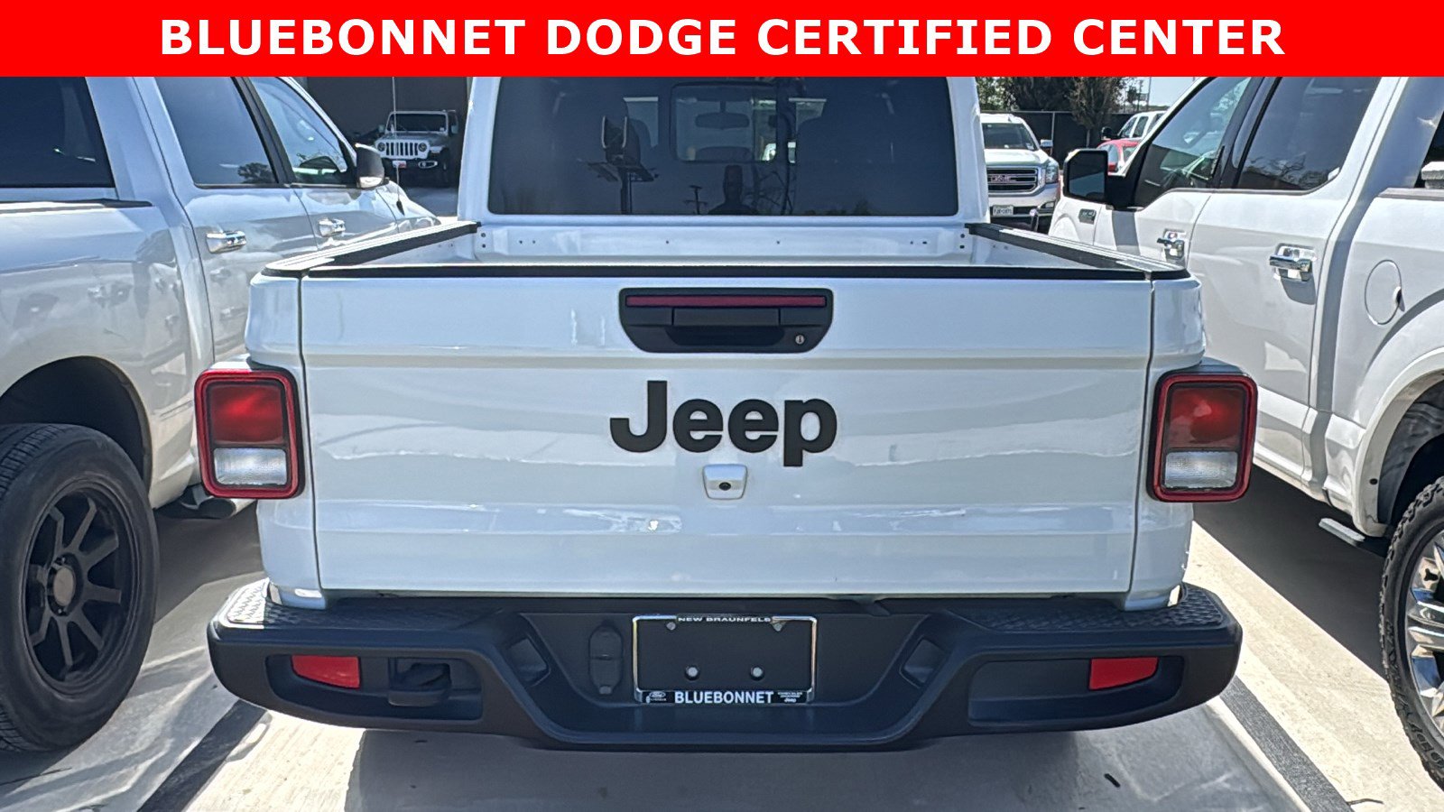 Used 2024 Jeep Gladiator Sport image 5