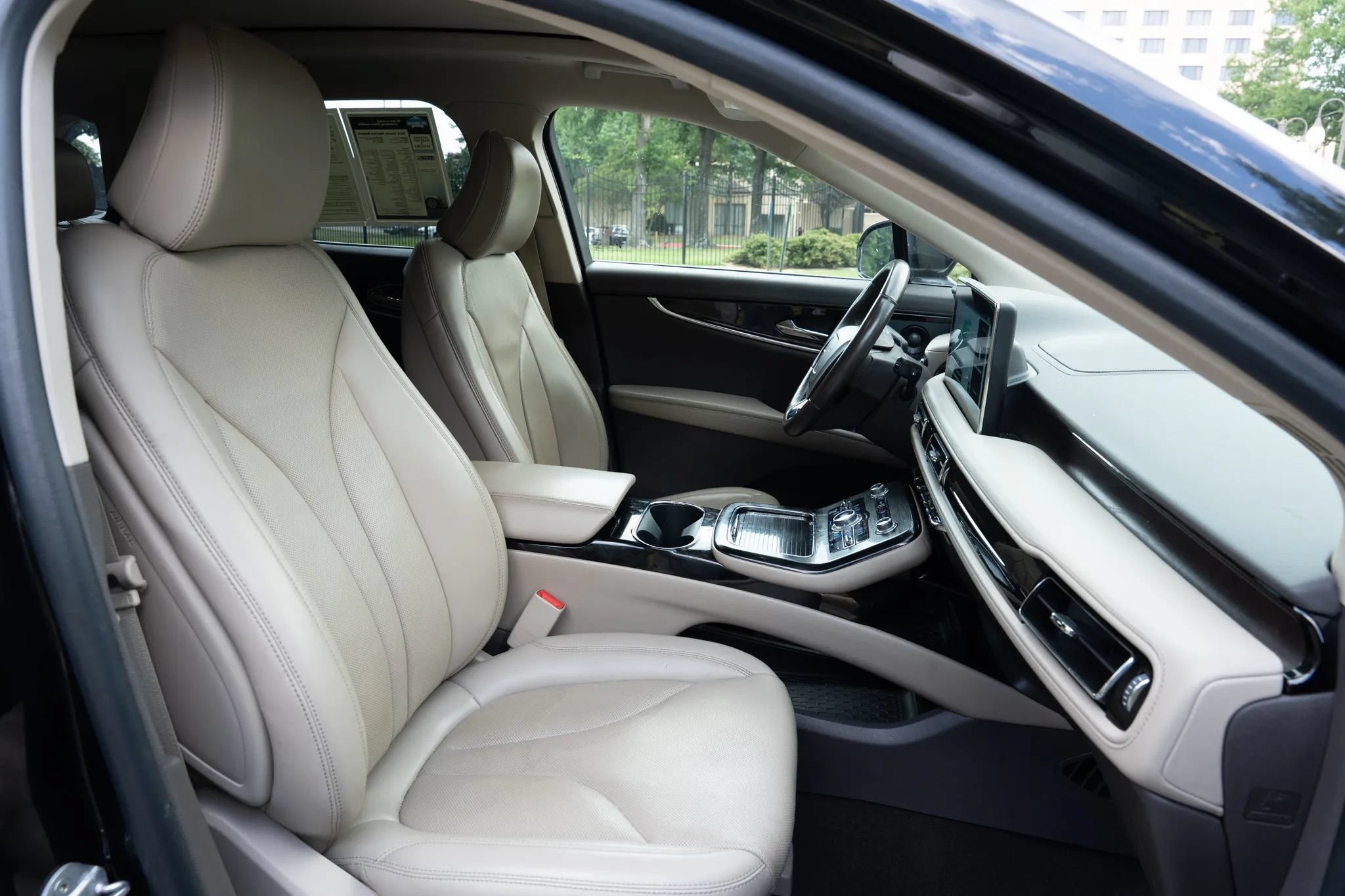 Used 2021 Lincoln Nautilus Reserve FWD image 20