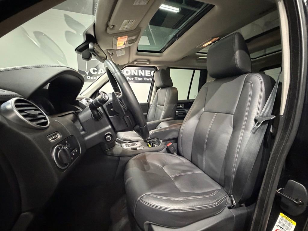Used 2016 Land Rover LR4 HSE LUX AWD/4WD image 27