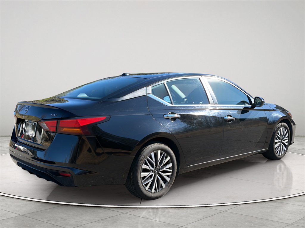 Used 2023 Nissan Altima 2.5 SV image 19