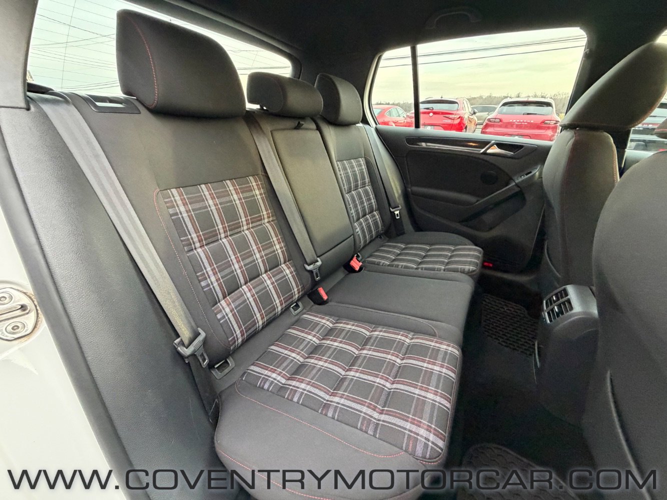 Used 2012 Volkswagen Golf 4-Door image 28