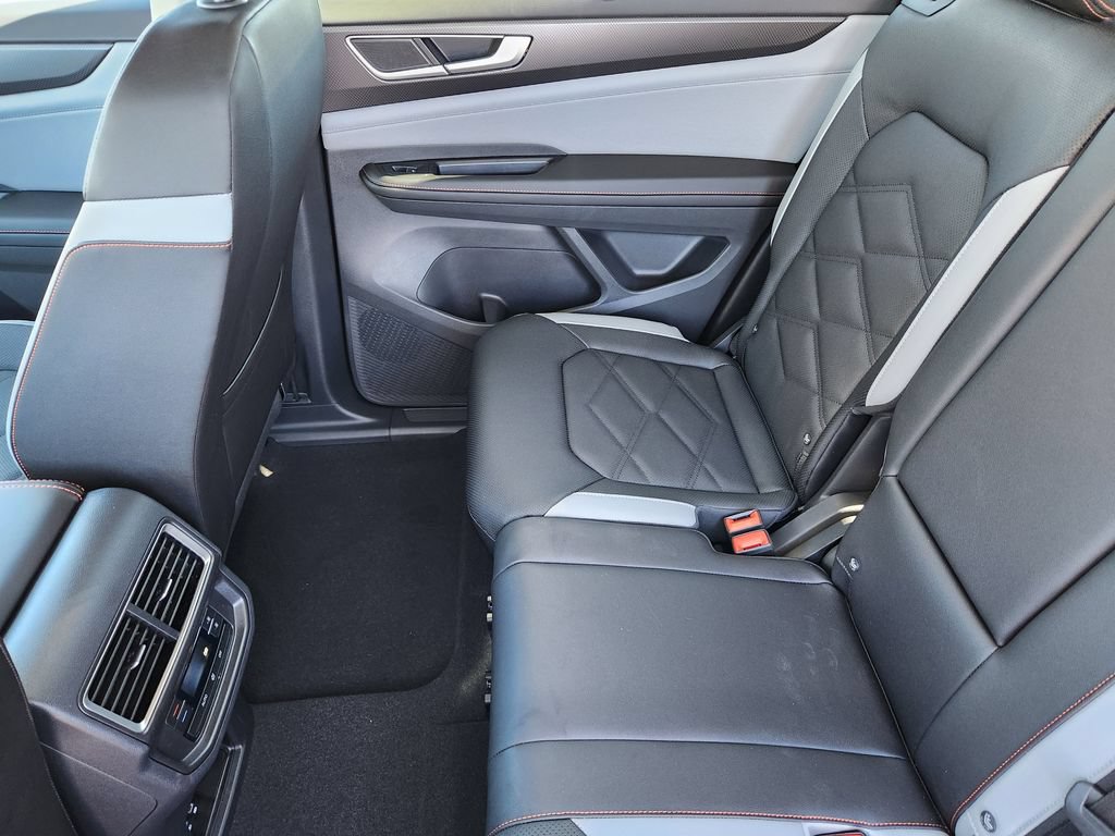 New 2026 Volkswagen Atlas Peak Edition AWD/4WD image 12