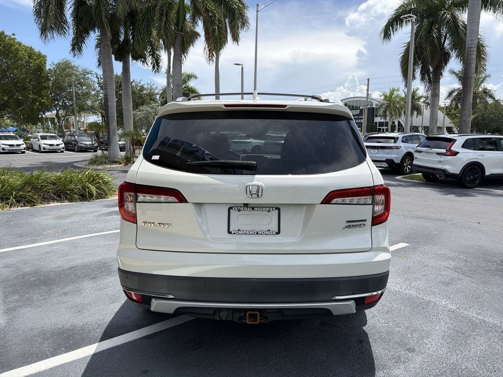 Certified 2019 Honda Pilot Touring image 7