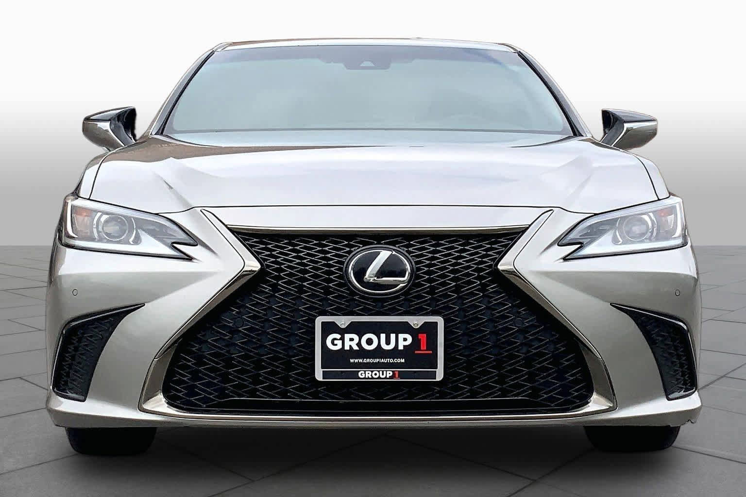 Used 2021 Lexus ES 350 F Sport w/ Accessory Package FWD image 4