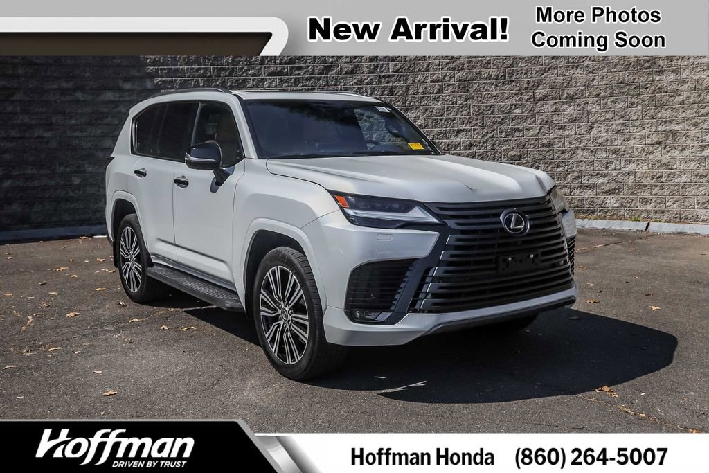 Used 2024 Lexus LX 600 4WD w/ Appearance Package video 1