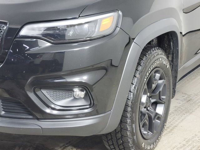 Used 2022 Jeep Cherokee Latitude AWD/4WD image 9