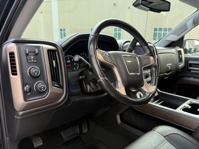 Used 2018 GMC Sierra 1500 Denali w/ Denali Ultimate Package AWD/4WD image 19