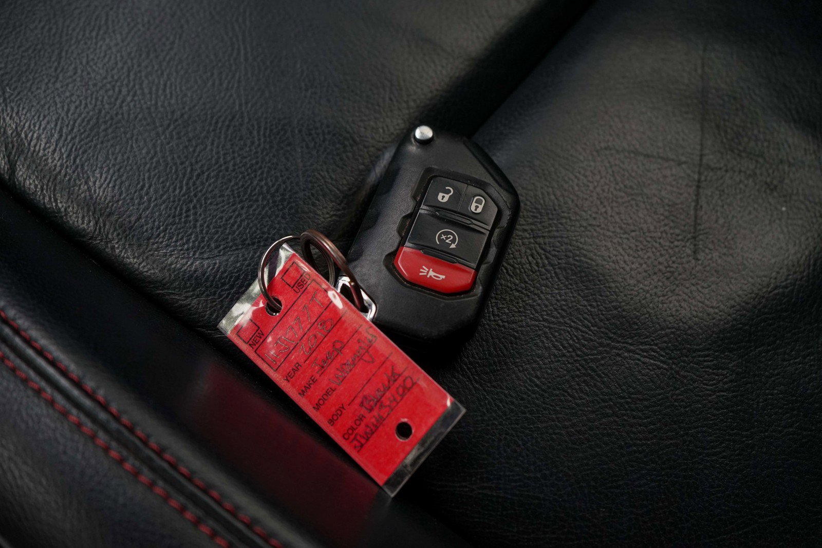 Used 2018 Jeep Wrangler Unlimited Rubicon image 26