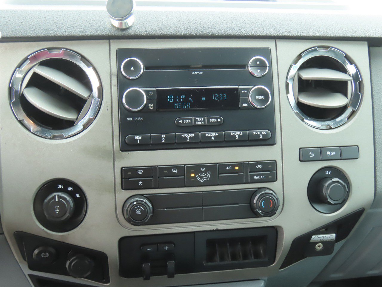 Used 2015 Ford F250 XLT w/ XLT Value Package AWD/4WD image 30