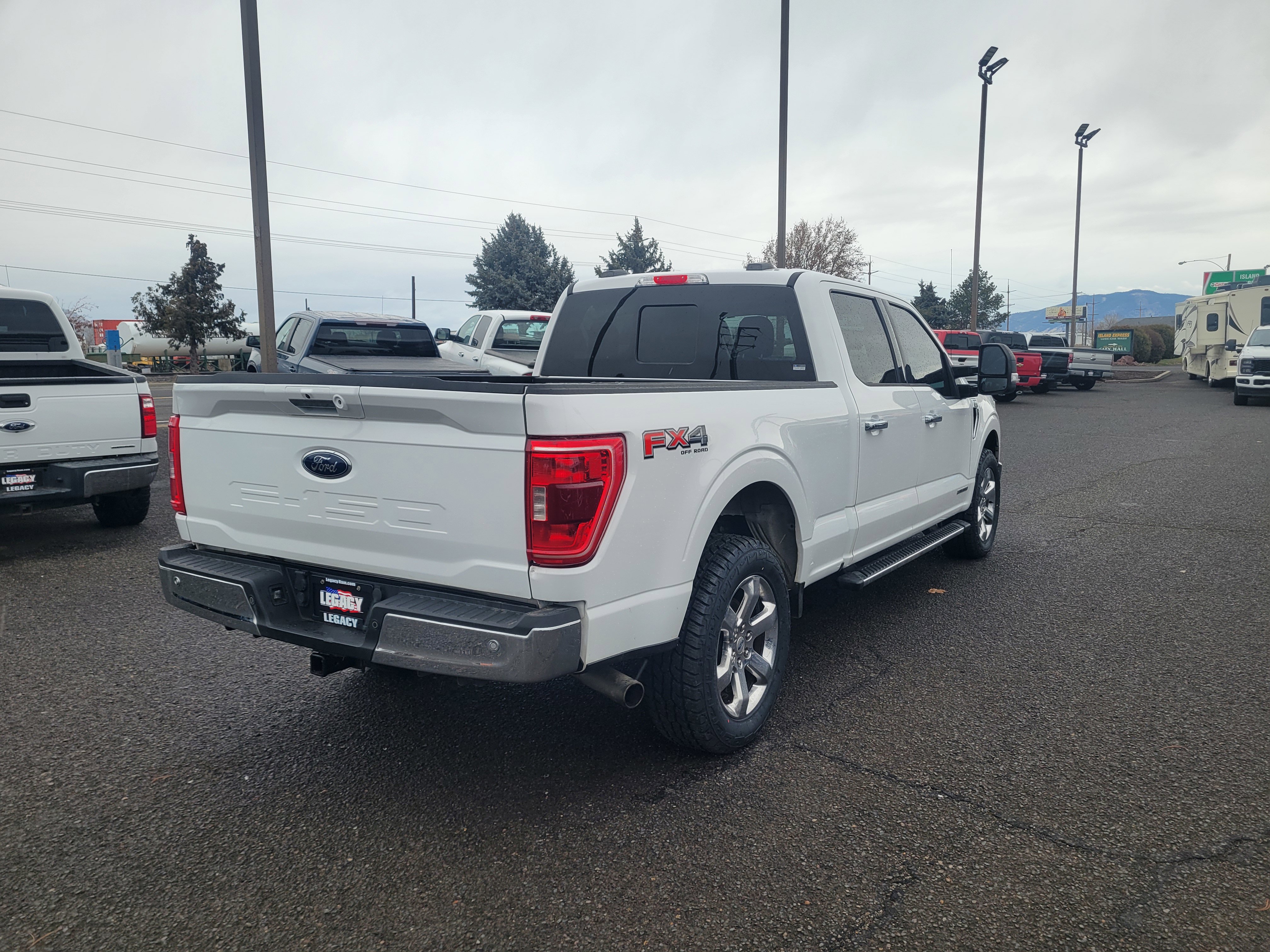 Used 2021 Ford F150 XLT w/ Equipment Group 302A High image 3
