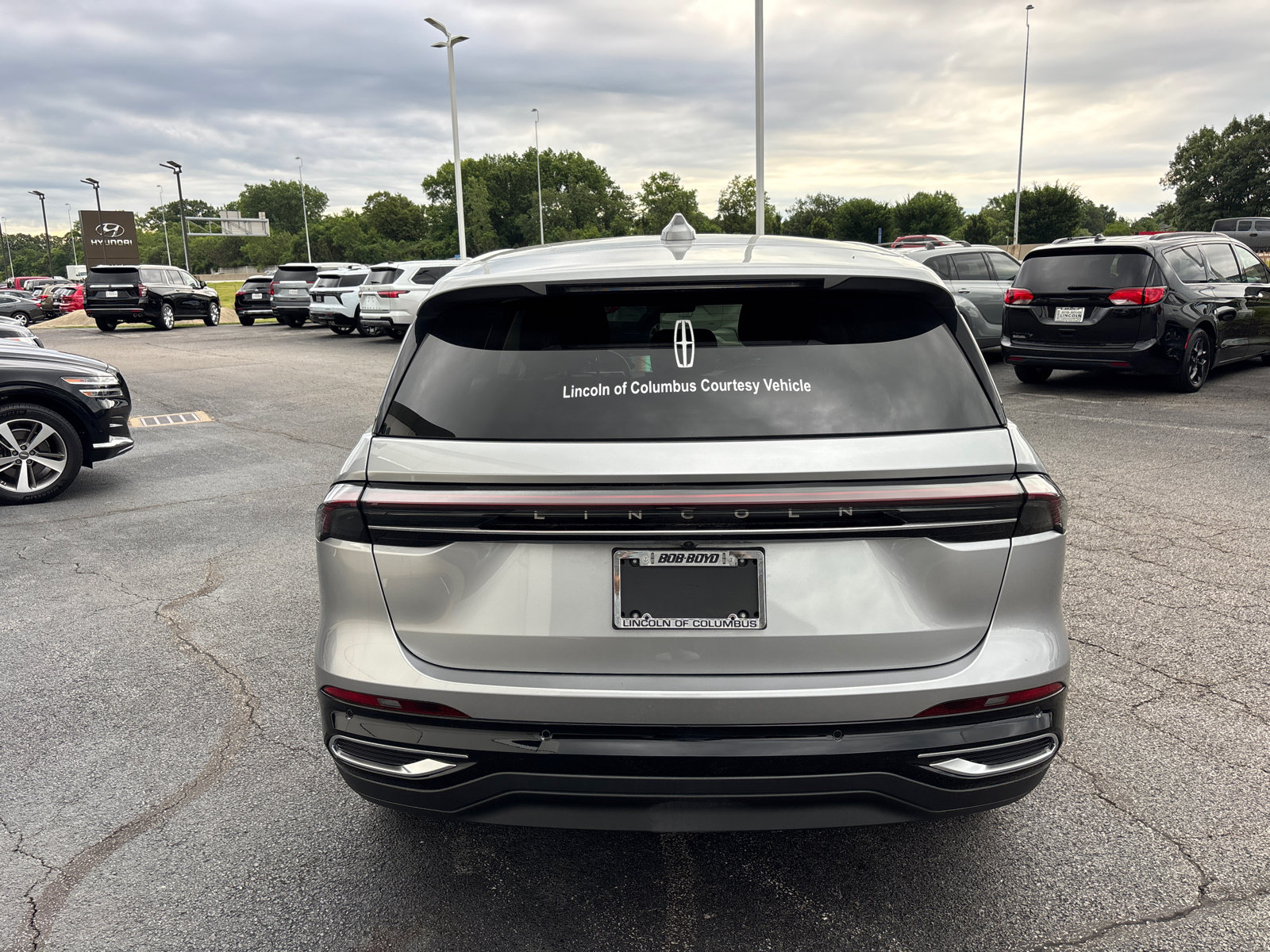 New 2026 Lincoln Nautilus Premier AWD/4WD image 6