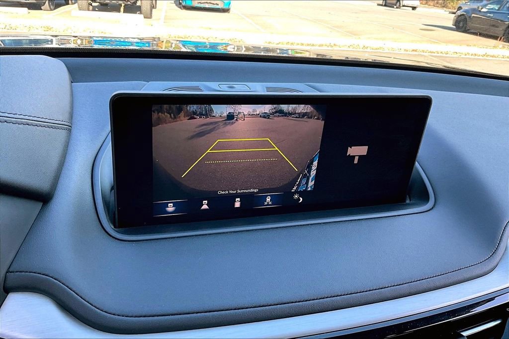 Used 2024 Acura MDX FWD w/ Technology Package image 13