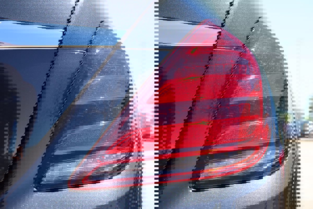 Used 2019 Mercedes-Benz S 560 Sedan w/ AMG Line Exterior image 16