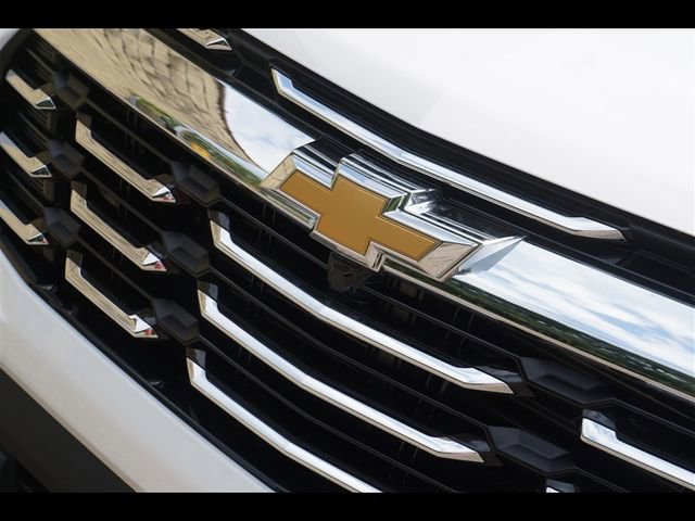 New 2026 Chevrolet Equinox LT w/ Convenience Package II FWD image 24
