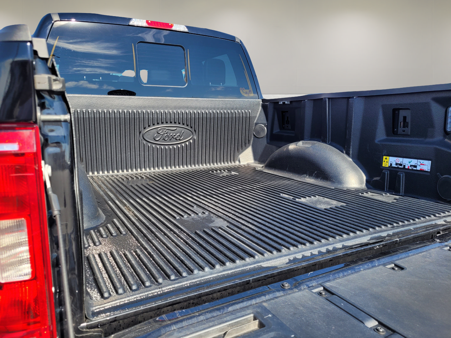 Certified 2022 Ford F150 XLT w/ Equipment Group 302A High RWD image 25