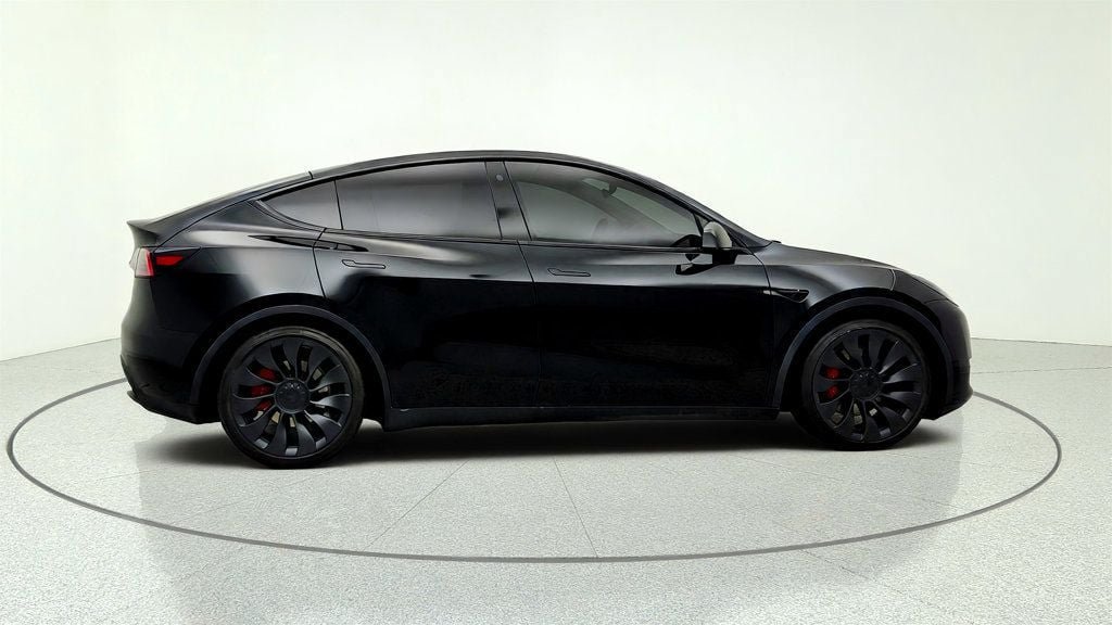 Used 2022 Tesla Model Y Performance AWD/4WD image 4