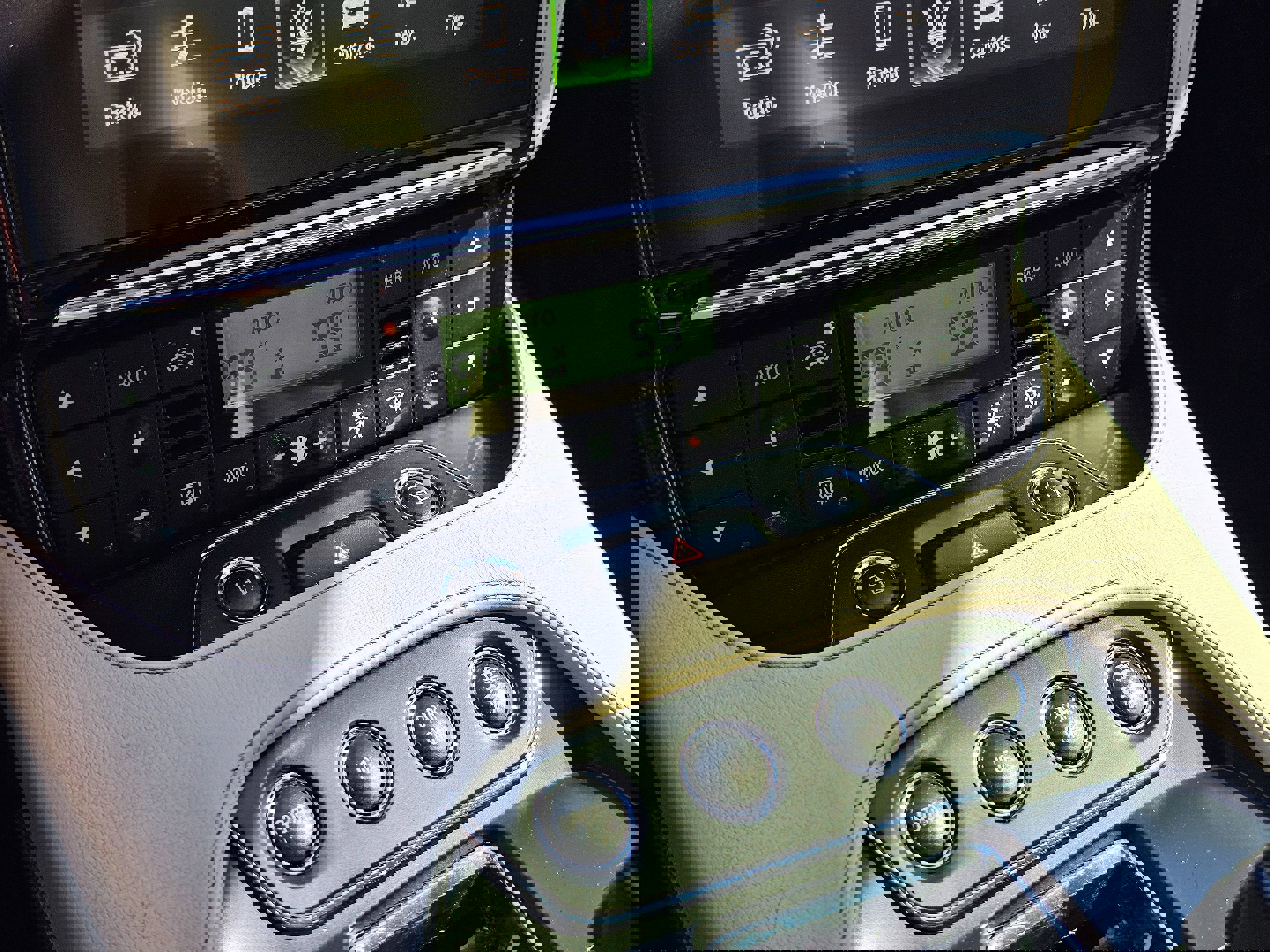 Used 2018 Maserati GranTurismo Sport image 28