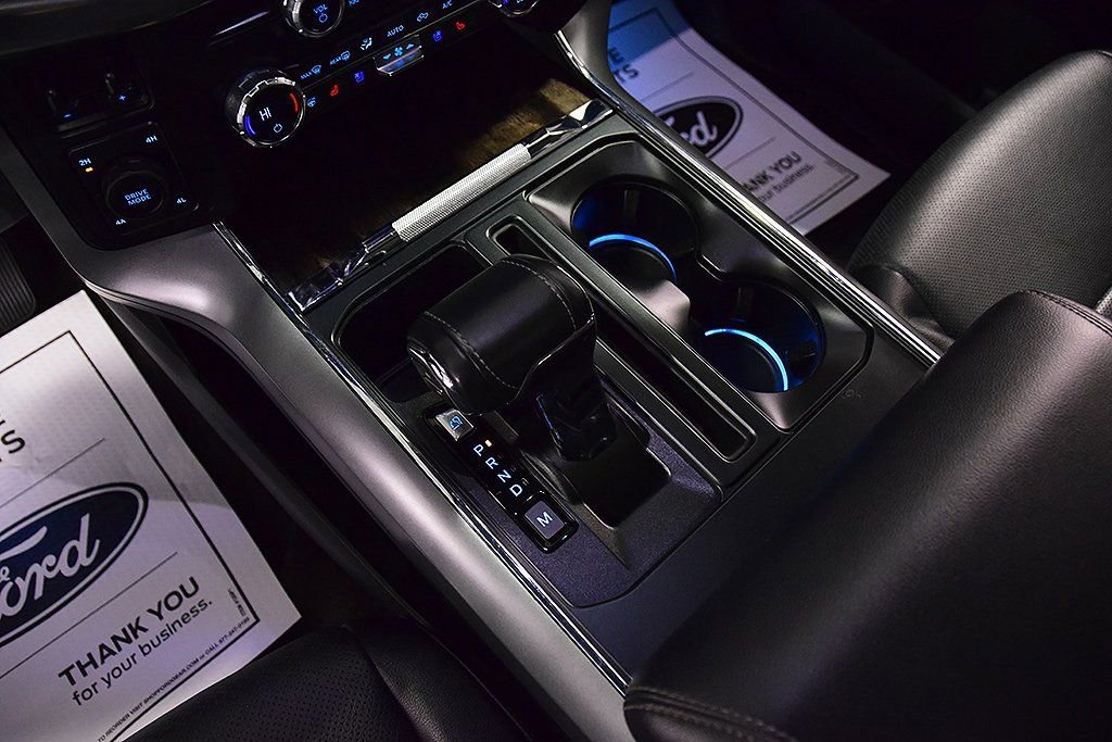 Used 2021 Ford F150 Lariat w/ Equipment Group 502A High image 23