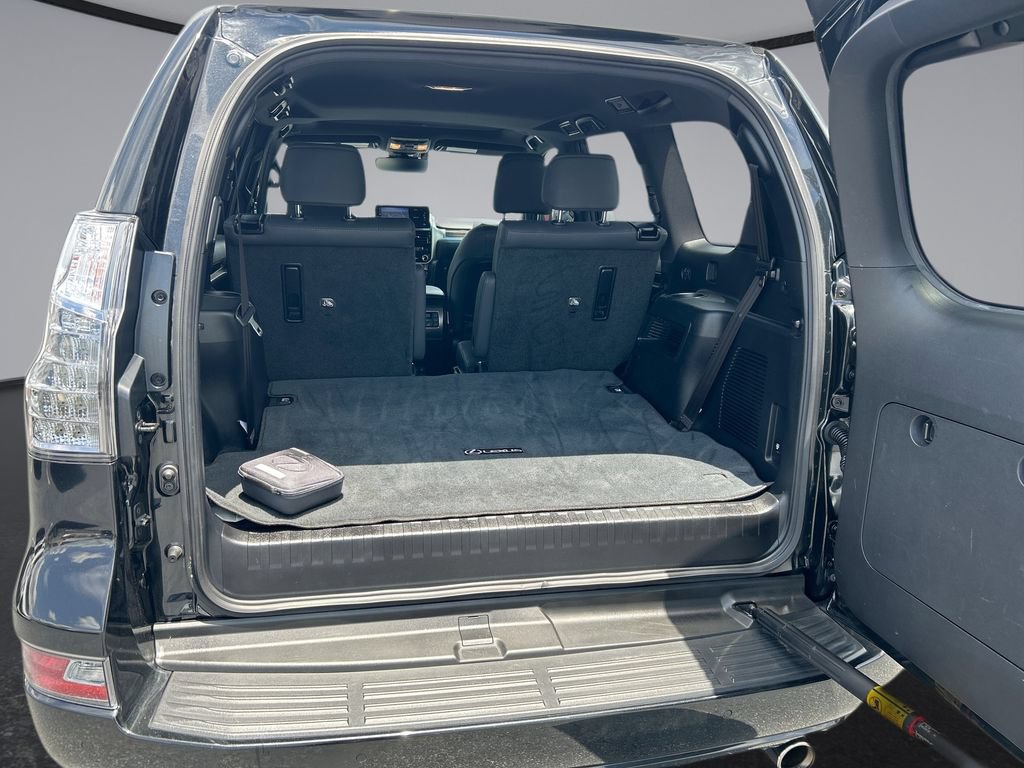 Used 2023 Lexus GX 460 Premium AWD/4WD image 13