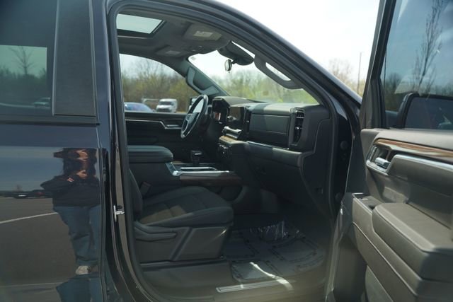 Used 2023 Chevrolet Silverado 1500 RST w/ Convenience Package II image 21