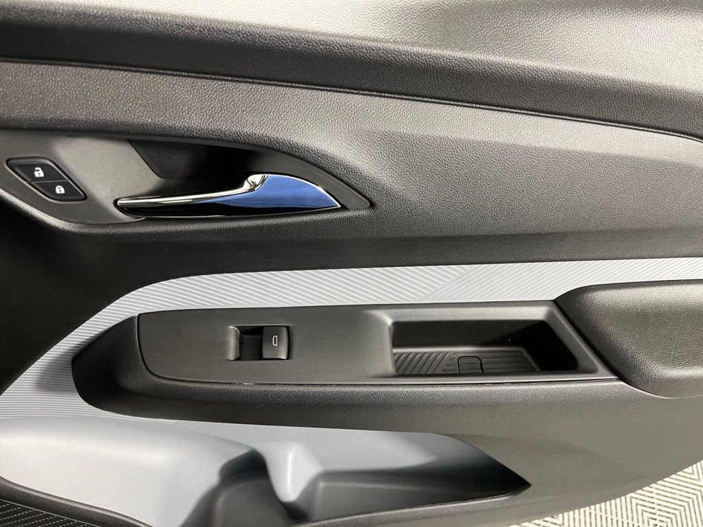 New 2027 Chevrolet Bolt LT w/ LPO, All-Weather Package FWD image 11