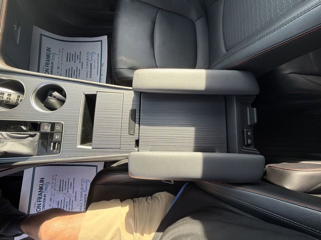 Used 2022 Toyota Sienna XSE w/ XSE Plus Package image 21