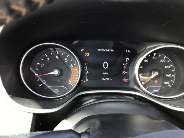 Used 2018 Jeep Compass Latitude w/ Popular Equipment Group FWD image 29