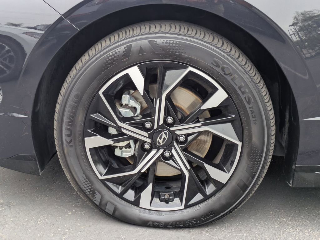 Used 2025 Hyundai Sonata SEL FWD image 13
