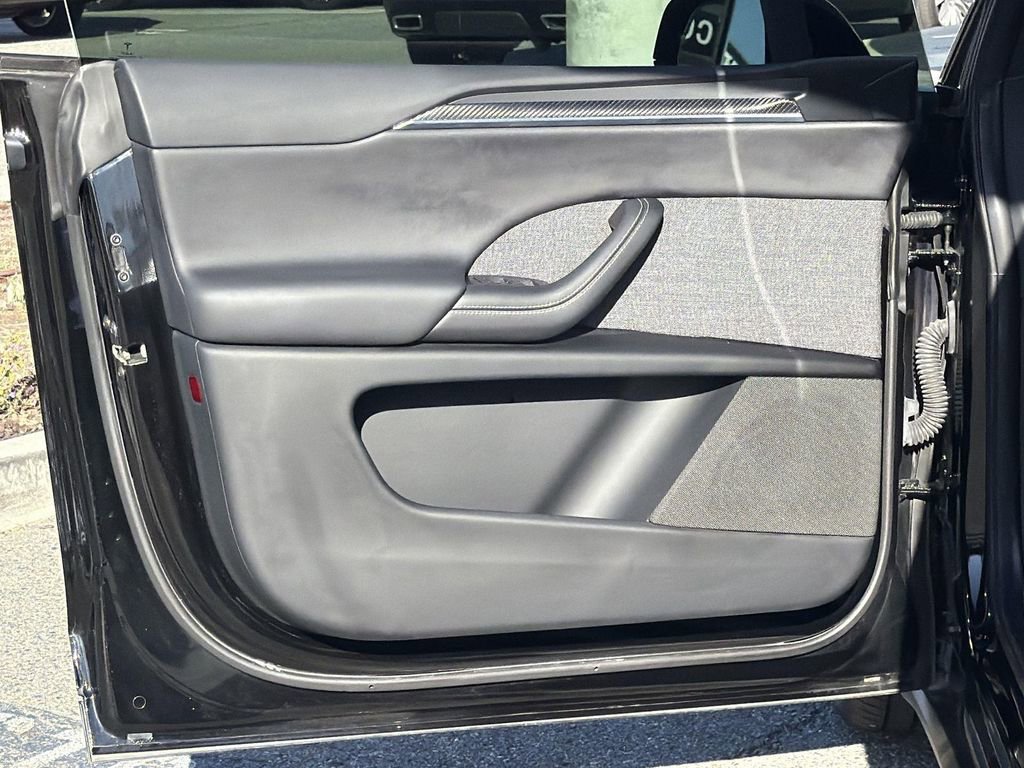 Used 2022 Tesla Model X Plaid image 20