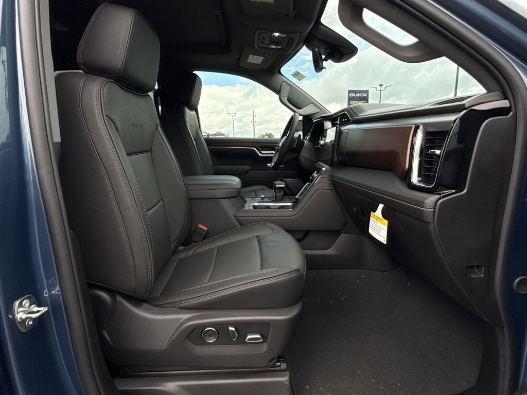 New 2026 GMC Sierra 1500 Denali w/ Denali Reserve Package AWD/4WD image 27