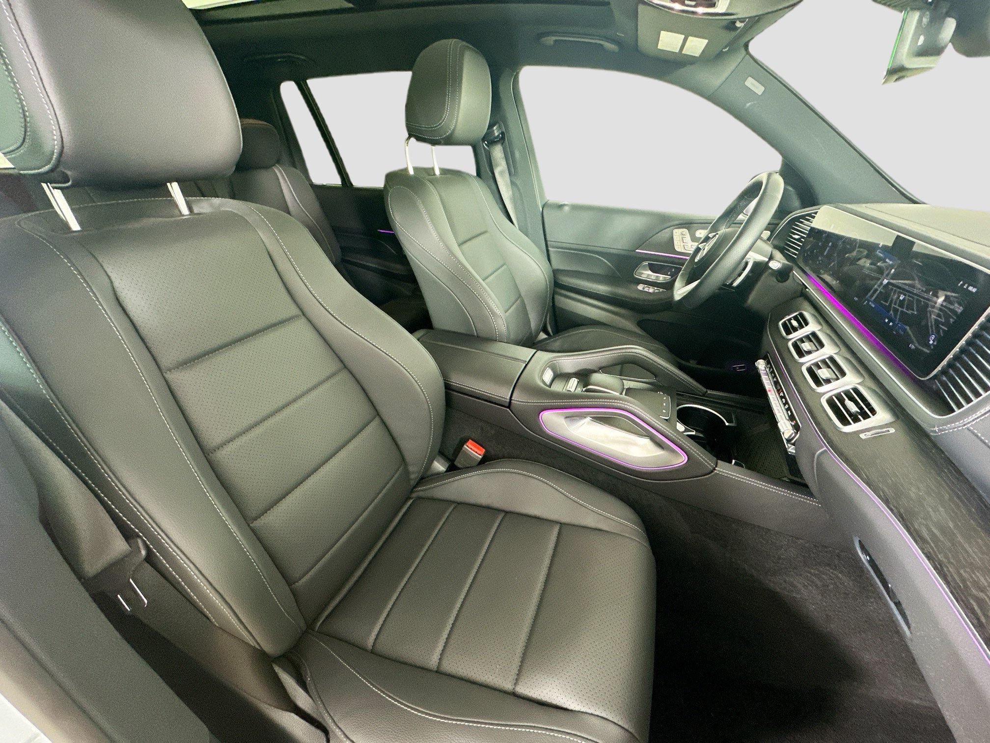 Certified 2026 Mercedes-Benz GLS 450 4MATIC w/ AMG Line Exterior image 36