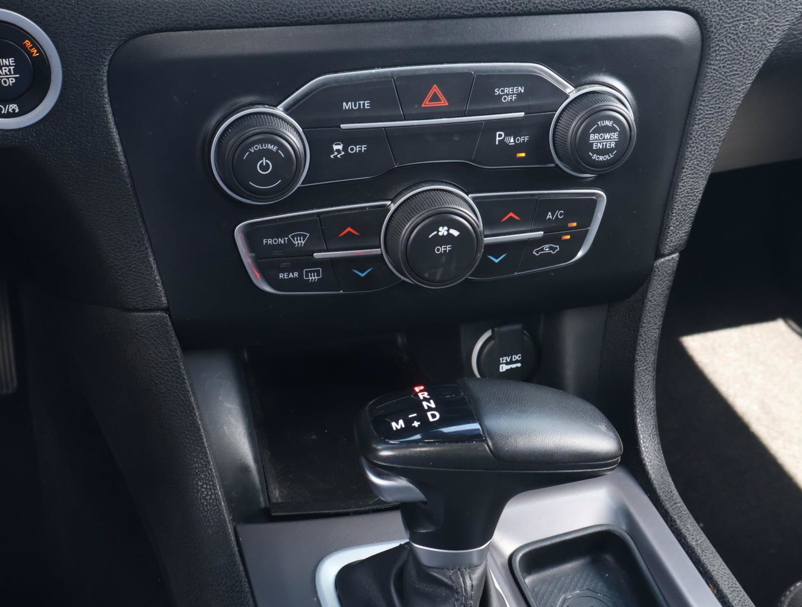 Used 2023 Dodge Charger SXT RWD image 19