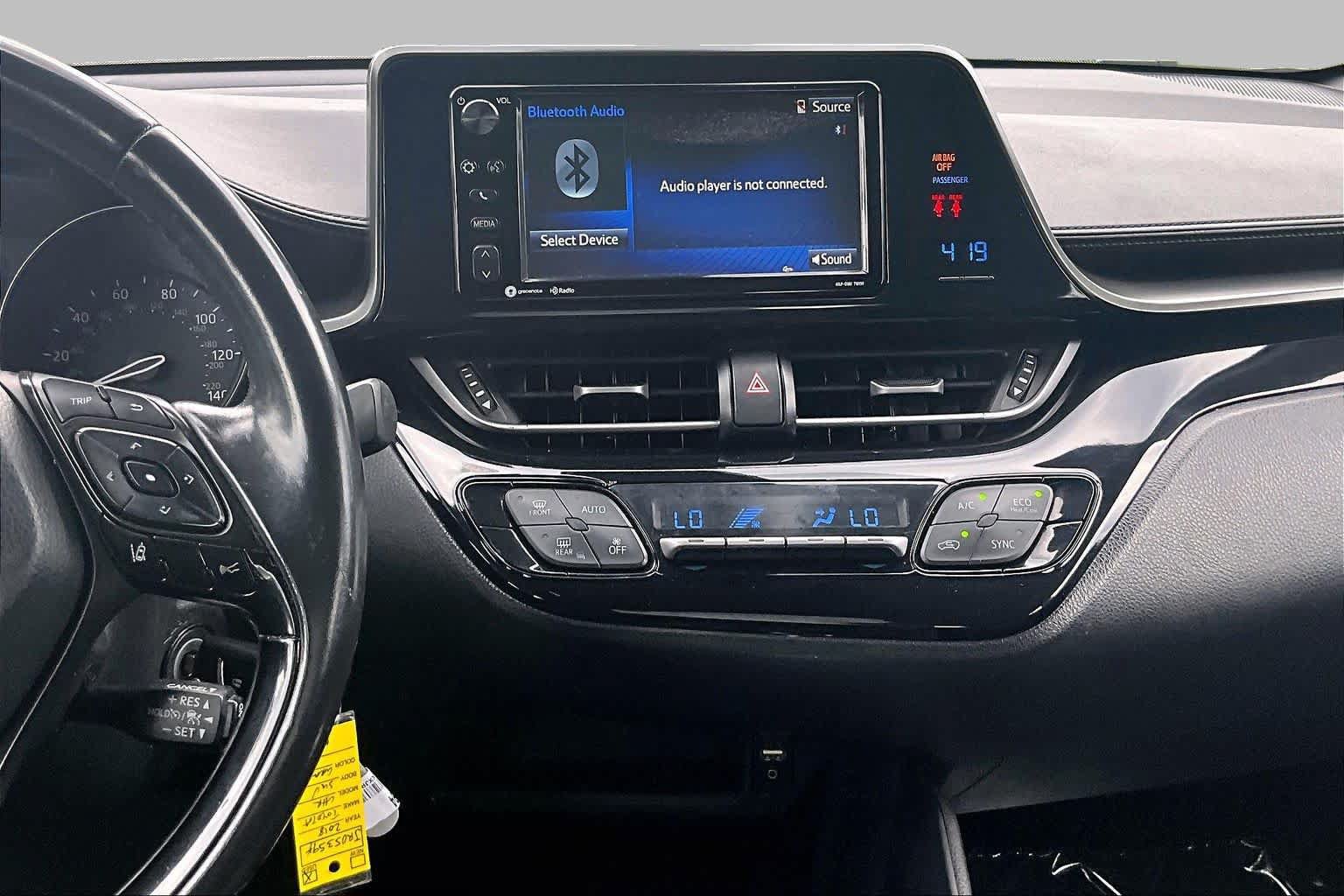 Used 2018 Toyota C-HR XLE FWD image 7