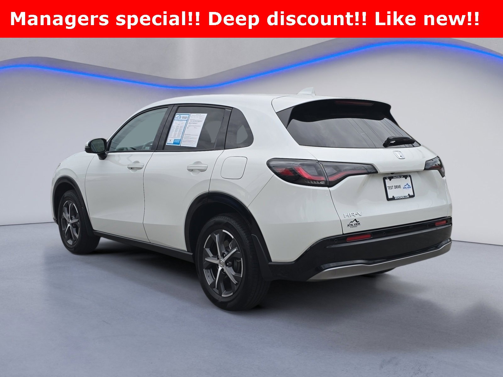 Used 2024 Honda HR-V EX-L image 3