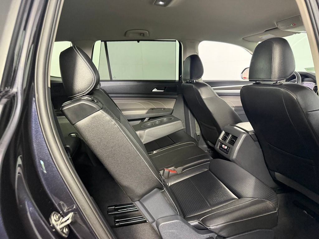 Used 2023 Volkswagen Atlas SE w/ Black Wheel Package FWD image 29