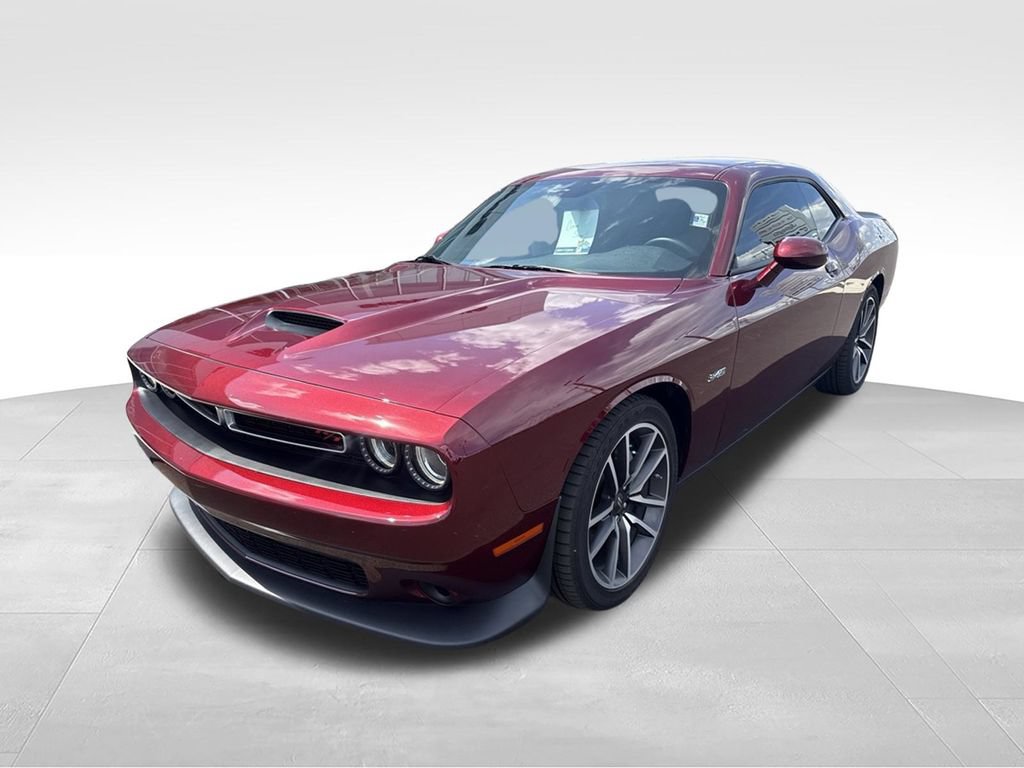 Used 2023 Dodge Challenger R/T RWD image 8