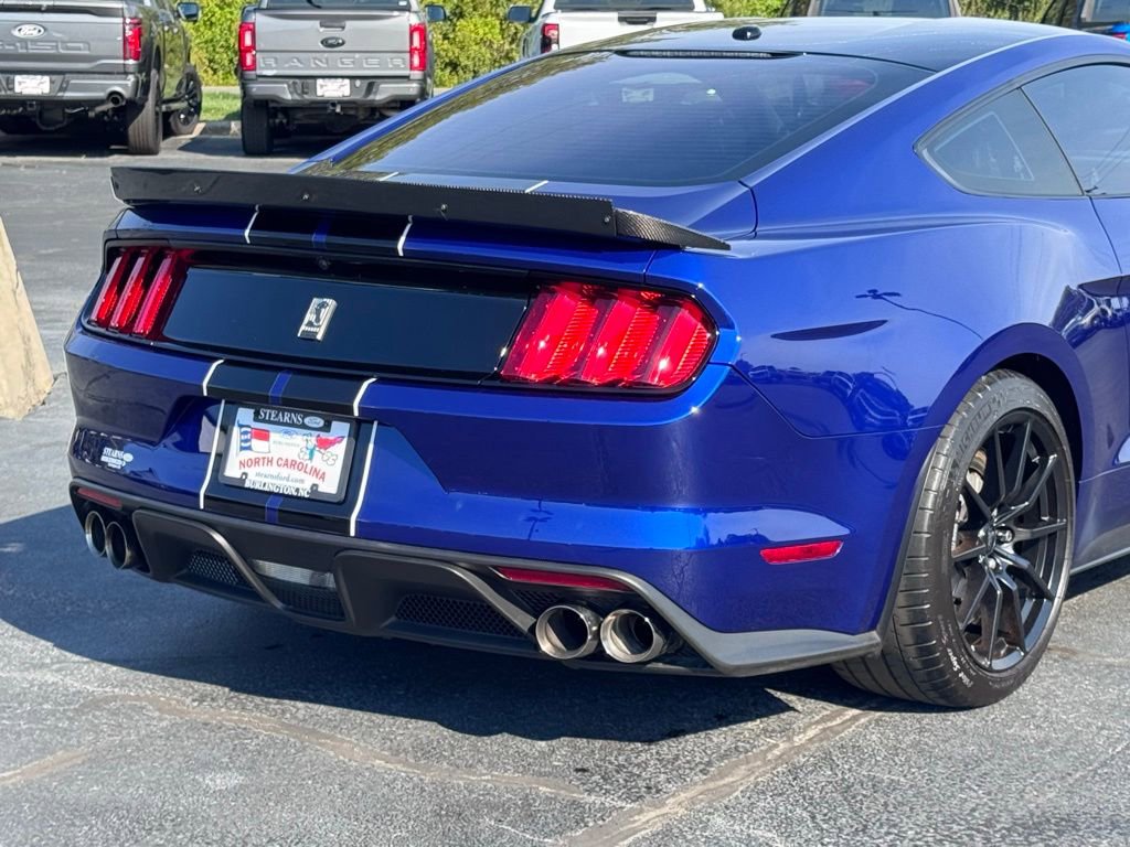Used 2016 Ford Mustang Shelby GT350 w/ Technology Package RWD image 41