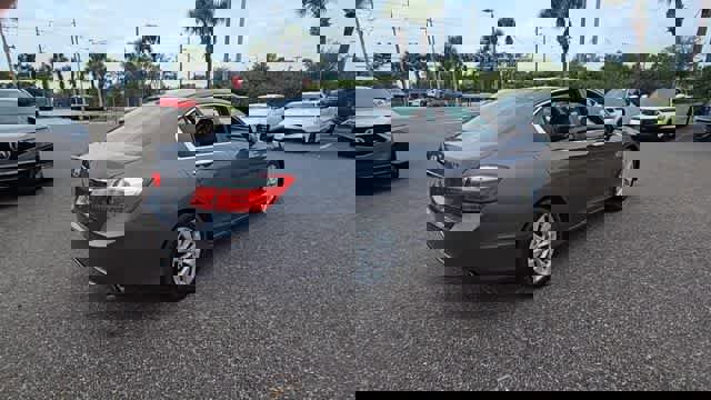 Used 2013 Honda Accord EX-L image 8