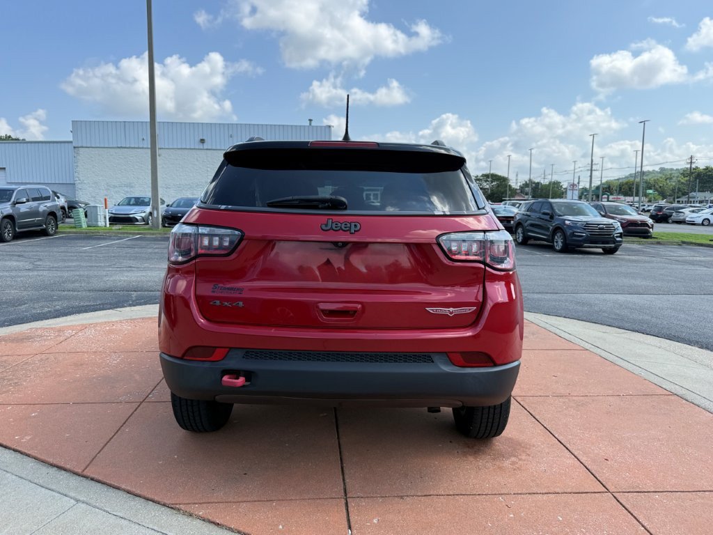 Used 2017 Jeep Compass Trailhawk w/ Leather Interior Group AWD/4WD image 5