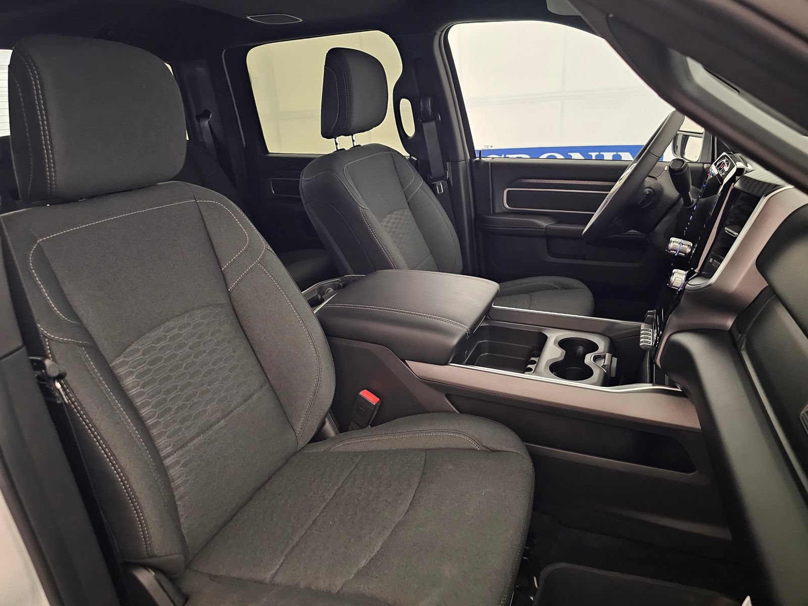New 2026 RAM 2500 Big Horn AWD/4WD image 27