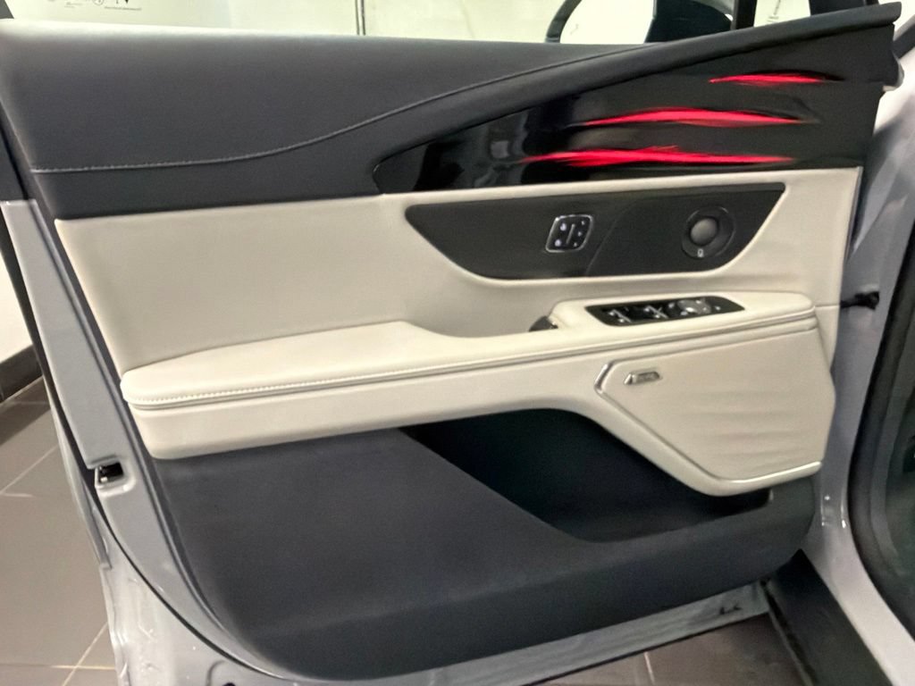 New 2026 Lincoln Nautilus Premier w/ Equipment Group 102A AWD/4WD image 31