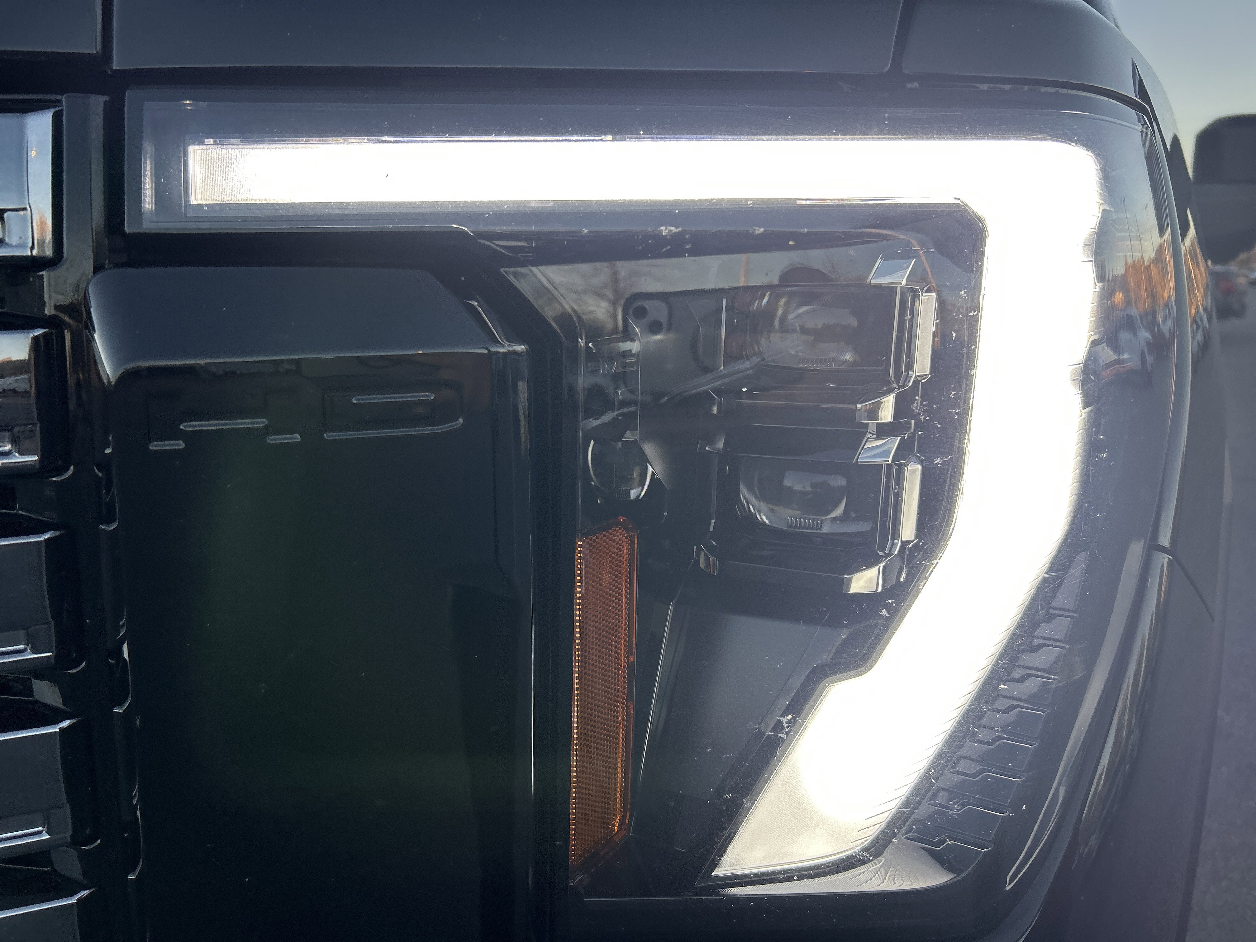 Used 2025 GMC Sierra 2500 Denali Ultimate w/ Max Trailering Package image 10