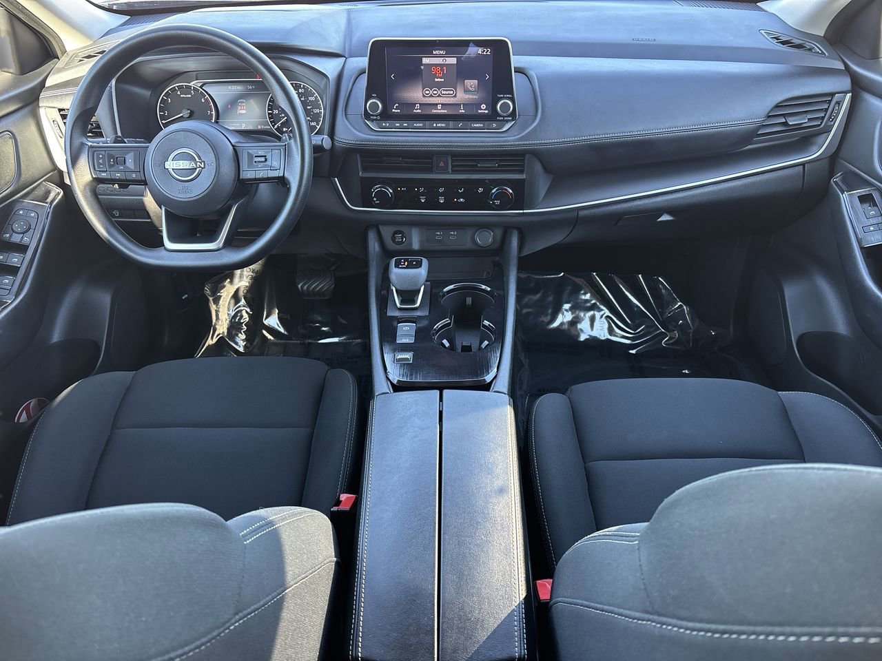 Used 2024 Nissan Rogue S image 11