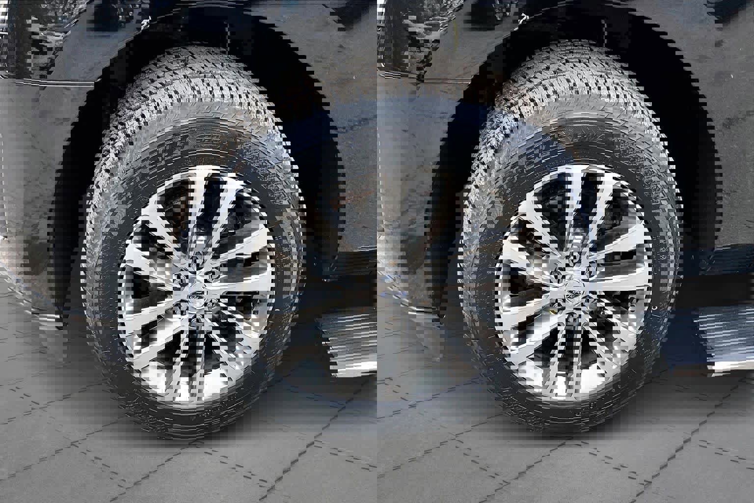 Used 2018 Ford Expedition Limited image 10