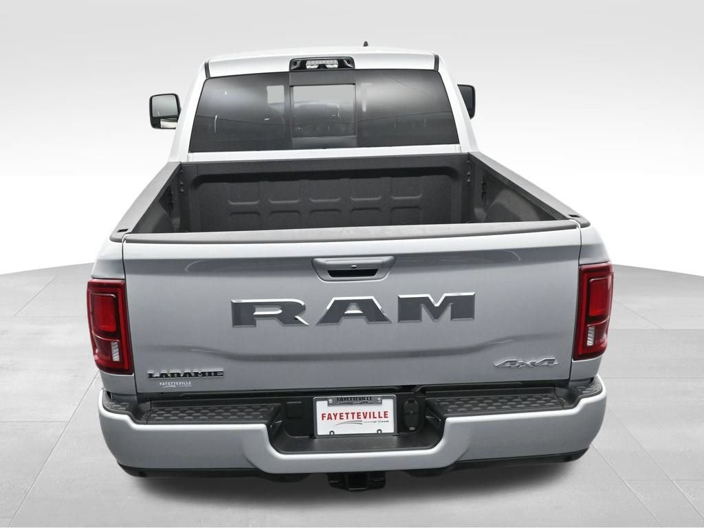 New 2026 RAM 2500 Laramie AWD/4WD image 23
